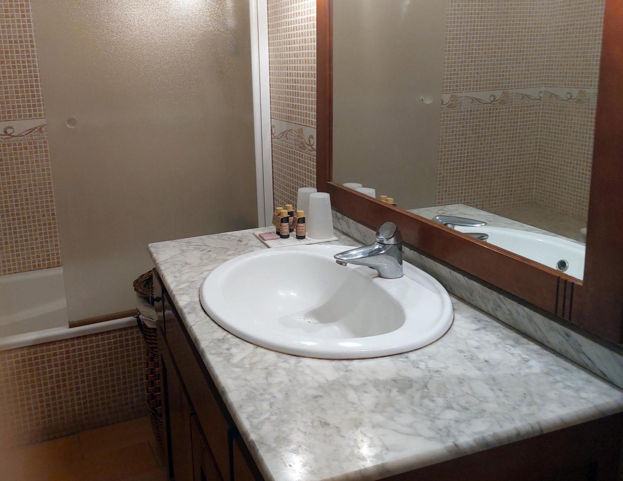 Apartamentos San Salvador Parking Gratis Merida Bagian luar foto